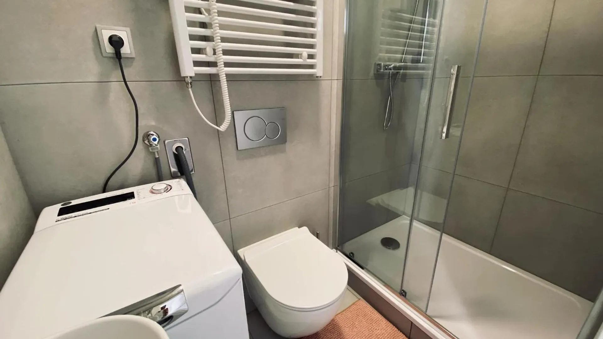 Apartment Kompletne Vybavene Studio U Divadla - Wi-Fi Zdarma Pardubice